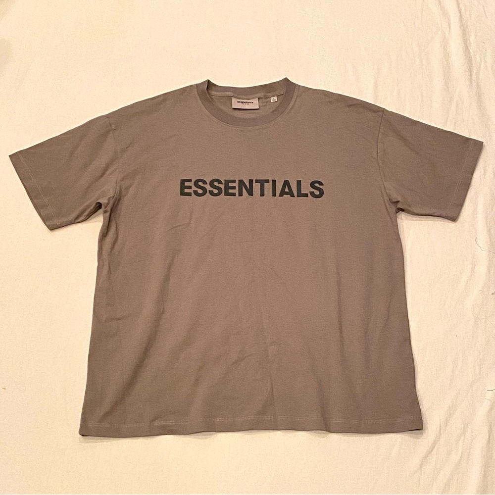 Fear of God Essentials Boxy T-Shirt Applique Logo
